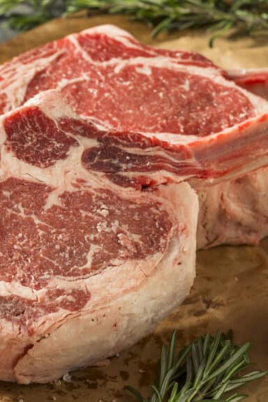 Tomahawk Steak på grillen
