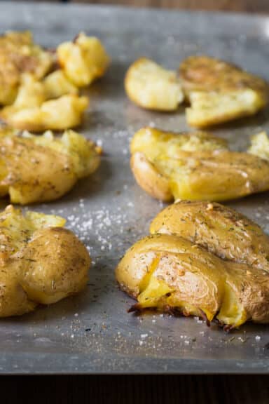 Knuste kartofler med parmesan